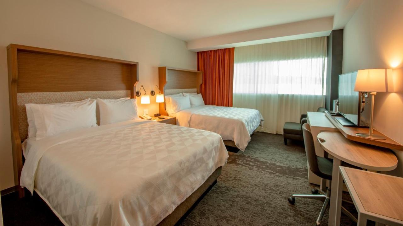 Holiday Inn & Suites - Merida La Isla By Ihg Buitenkant foto
