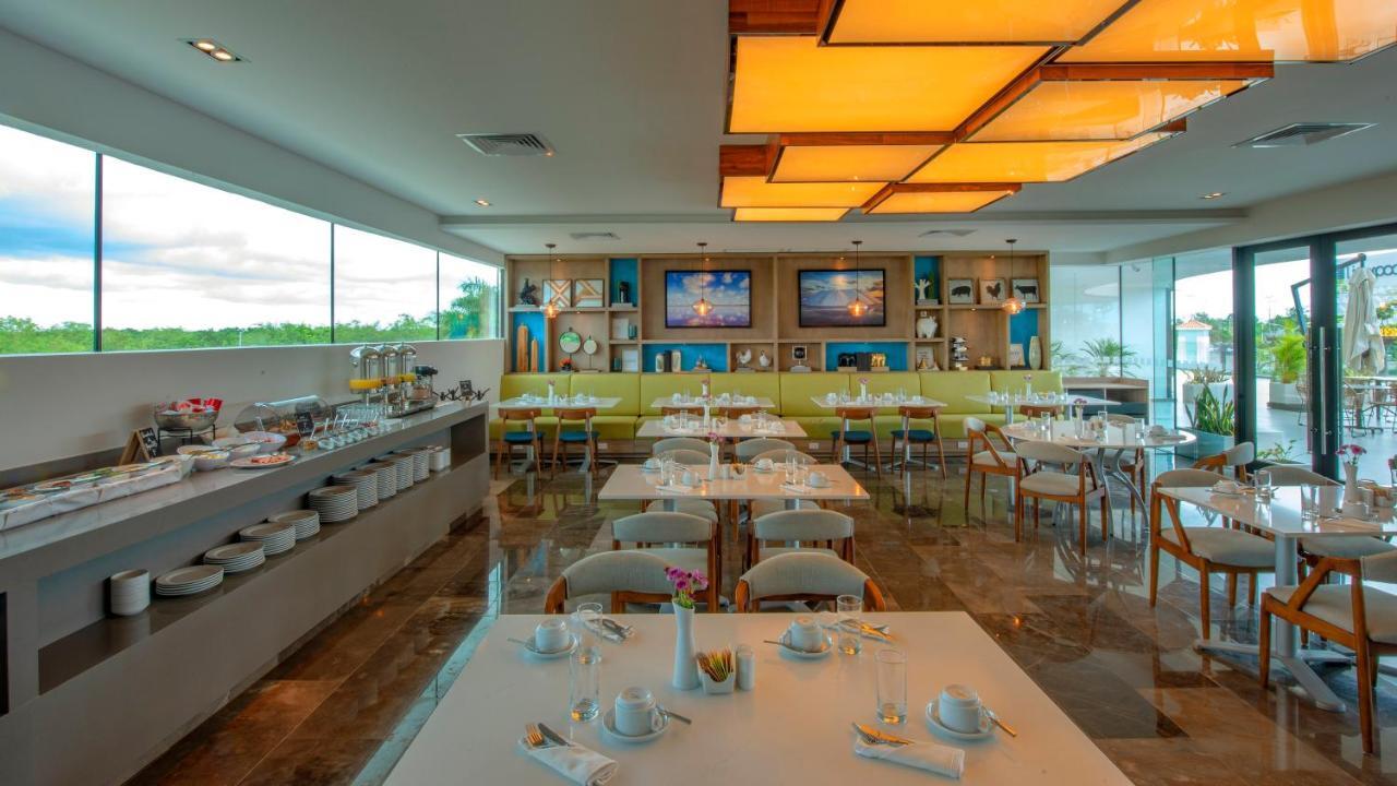 Holiday Inn & Suites - Merida La Isla By Ihg Buitenkant foto