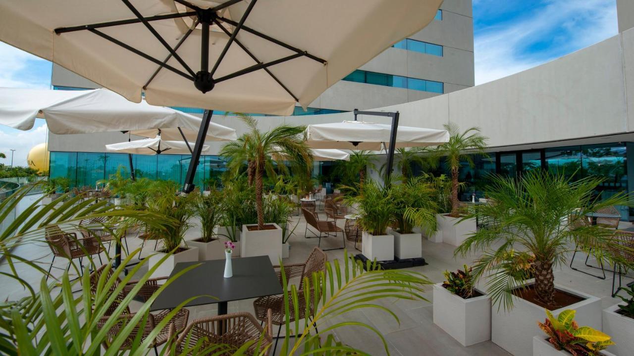 Holiday Inn & Suites - Merida La Isla By Ihg Buitenkant foto