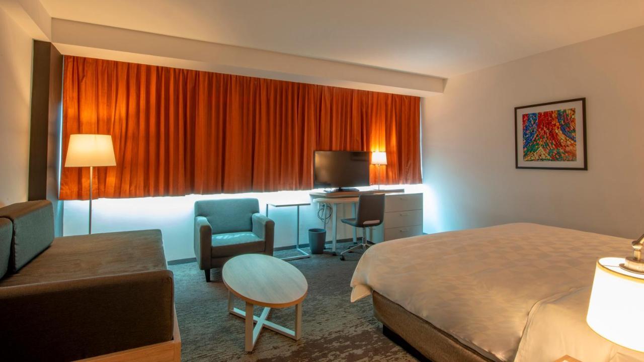Holiday Inn & Suites - Merida La Isla By Ihg Buitenkant foto